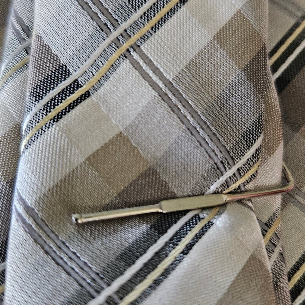 Stafford tie - Picture 4 of 6